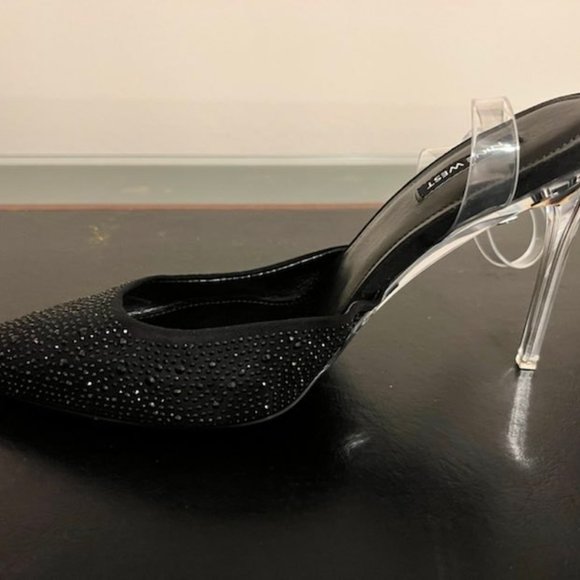 Sharp Nine West Sparkel Ankle Strap Pumps - Picture 1 of 4